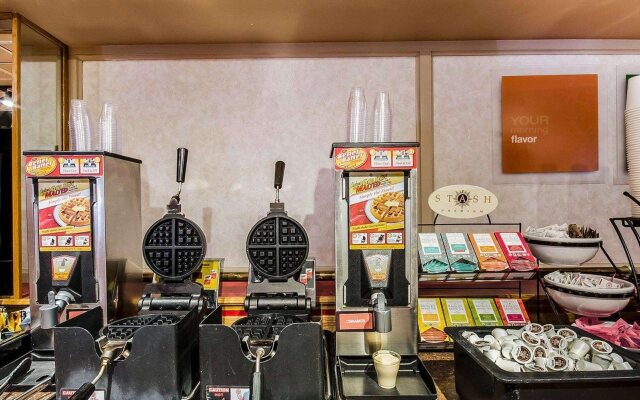 Comfort Inn & Suites