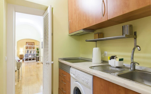 JOIVY Chic studio in Baixa, 5mins to Arco da Rua Augusta