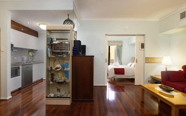 Best Western Northbridge Apartments