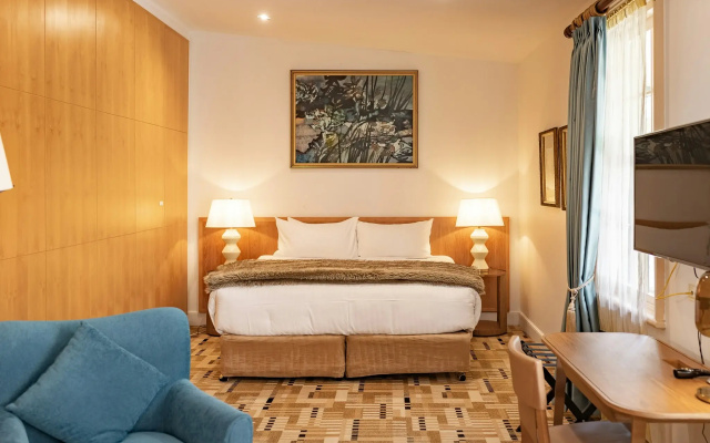 Islington Hotel