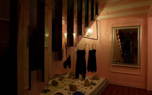 We Love Hotel Shanghai Taopu Branch