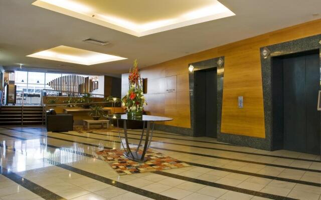 Clarion Suites Gateway