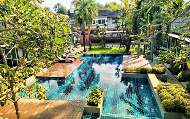 Nirundorn Resort