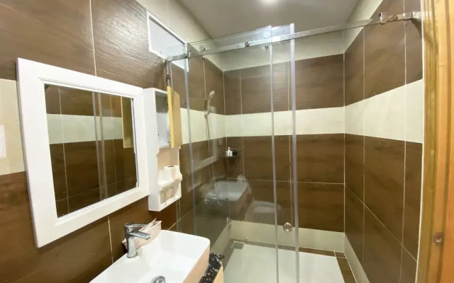 Jolilian Hotel & Apartment