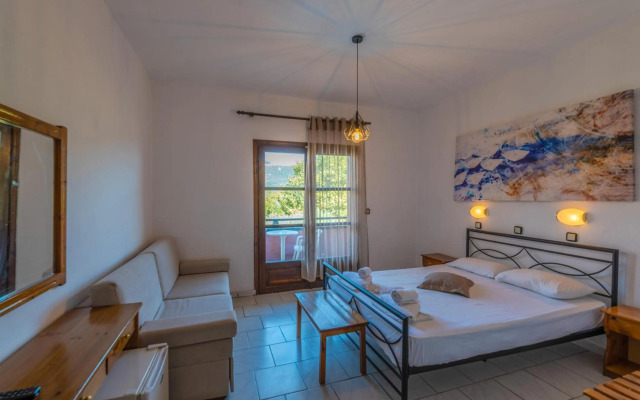 Filosxenia Natasa Hotel