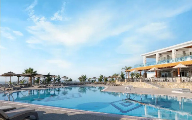 Grand Blue Beach Hotel