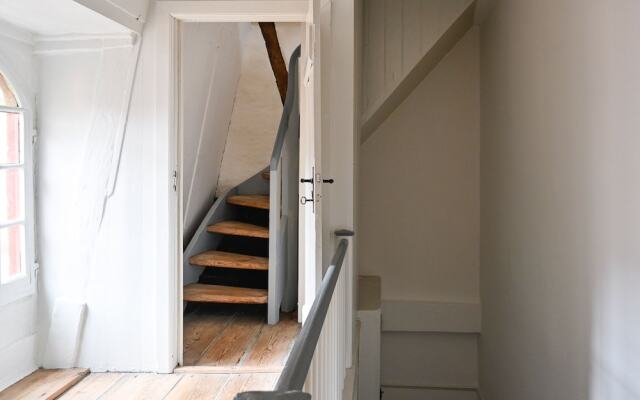 Fantastic Duplex Apartment in the Iconic Neighbourhood of Nyhavn