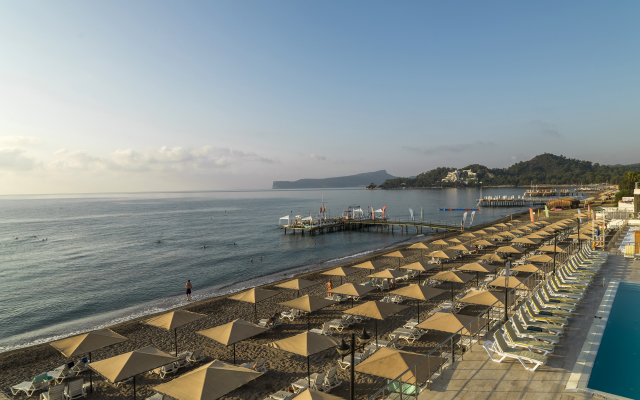 Perre La Mer Hotel Resort & Spa