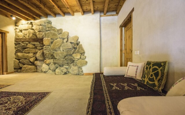 Serena Shigar Fort