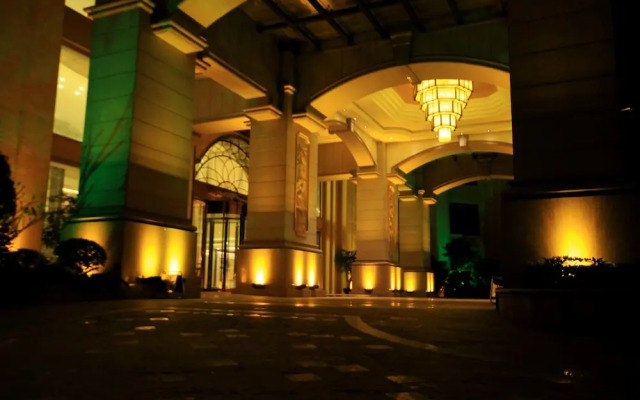 Stars Bay Hotel