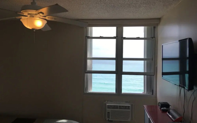 Ocean View Gorgeous 1 Bedroom Apt