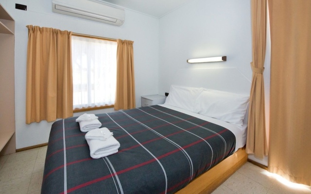 Berri Riverside Holiday Park – Guest Rooms – Berri