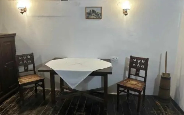 Hollóköves Vendégházak