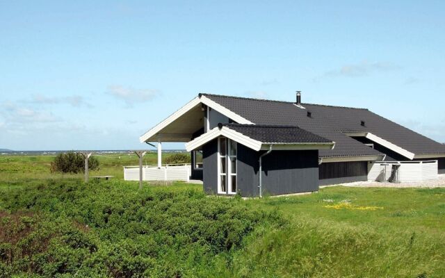 14 Person Holiday Home in Logstor-by Traum