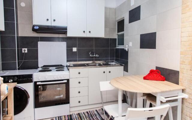 Cozy apartment in Pireas