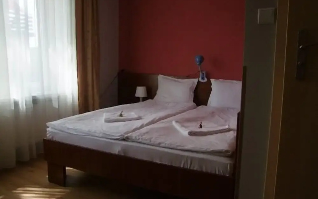Pokoje Gościnne Warneńczyka 85A