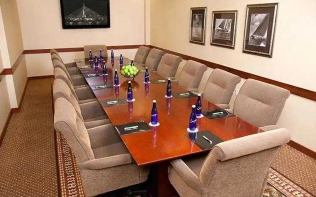Courtyard by Marriott Woburn/Boston North