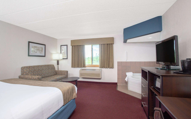 AmericInn by Wyndham Hayward