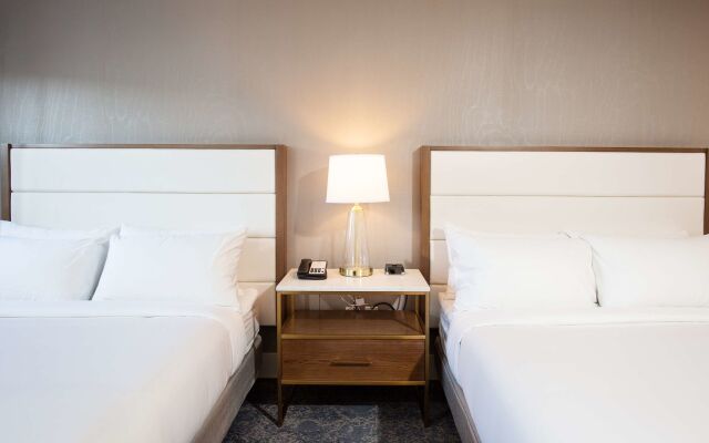 Pomeroy Hotel Fort McMurray