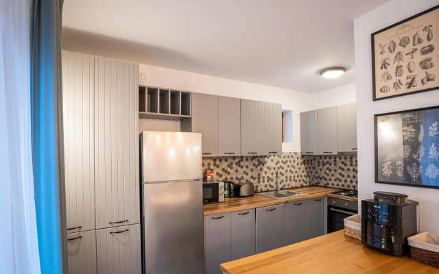 Family TreeZ Premium Apartments