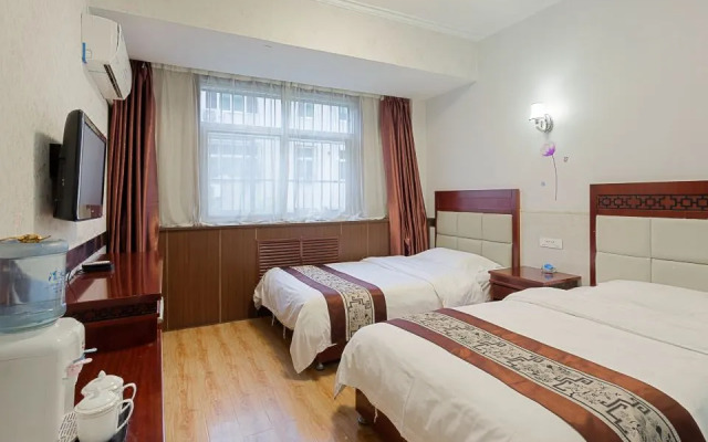 XinYuHaoHotel（formerlyOrientalPearlHotel）