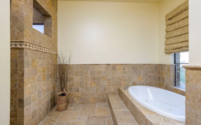Casa Sunridge 5 Bedroom Home by Redawning