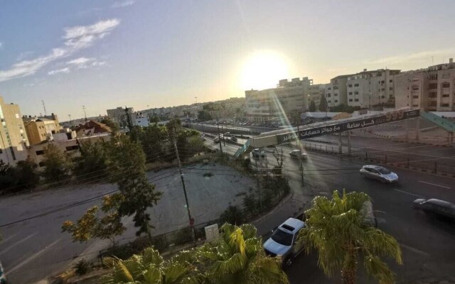 Alkarwan Hotel