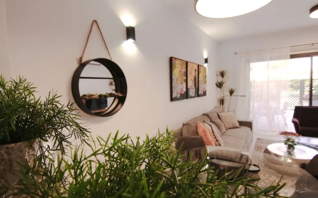 Phaedrus Living Queens Gardens Arthouse