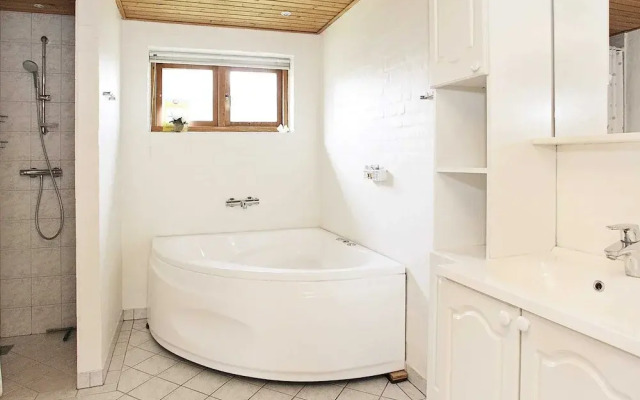 8 Person Holiday Home in Jerup