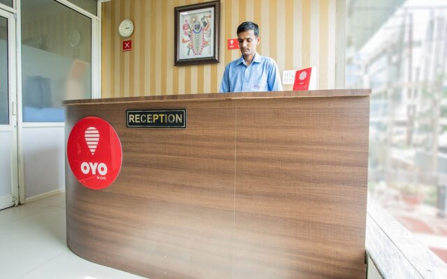 OYO 7421 Hotel Relex