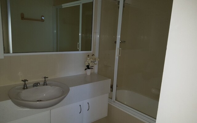 Burgess @ Kings Beach Apartments