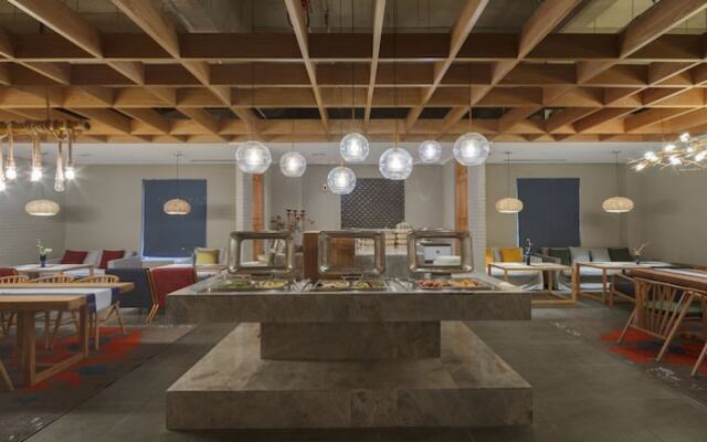 Qianna Hotel Xinxiang