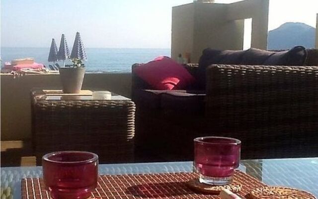 Effi Apartments