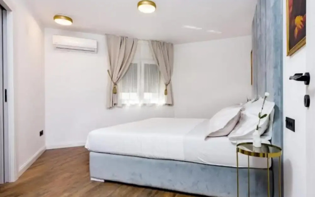 Luxury Penthouse Duce