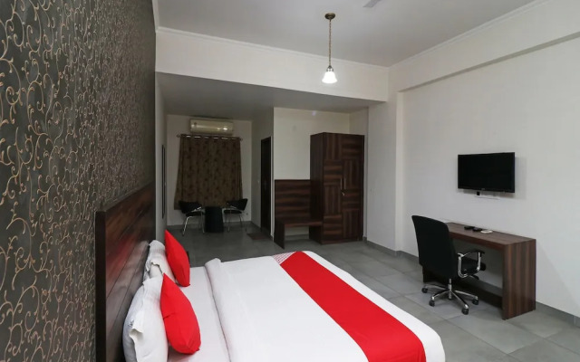 Hotel Silver Star By OYO Rooms