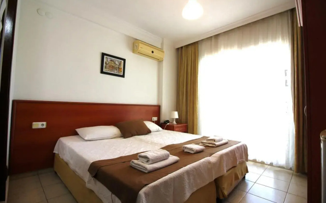 Bonapart Hotel