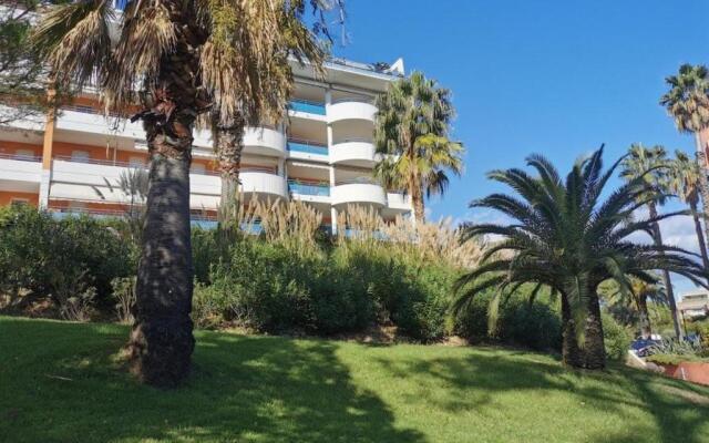 Appartement Cannes la Bocca, 3 pièces, 4 personnes - FR-1-609-12