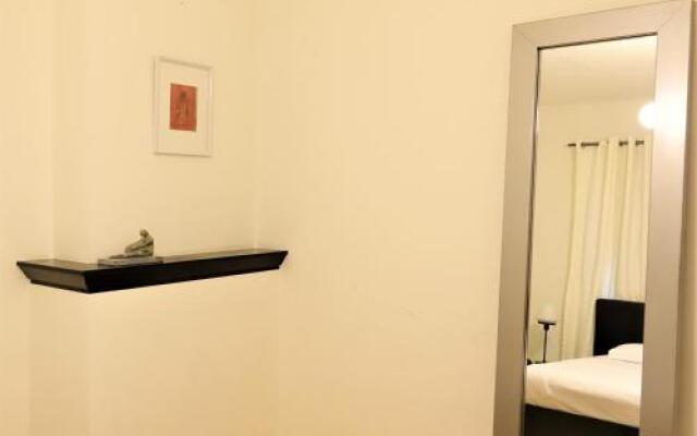 Catherina At Friday - Bnb Antwerp Historic City Centre - Free Parking Garage