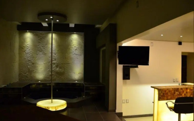 Hotel Teocalli Tula