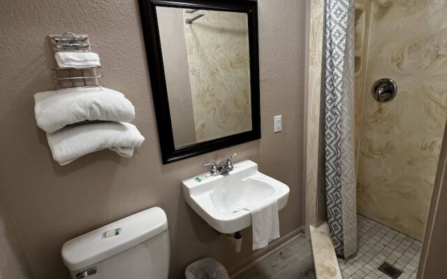 The 409 Bolivar Beach Hotel