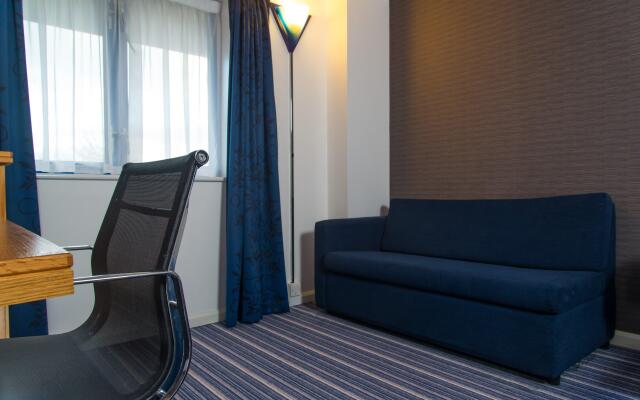 Holiday Inn Express Birmingham NEC, an IHG Hotel