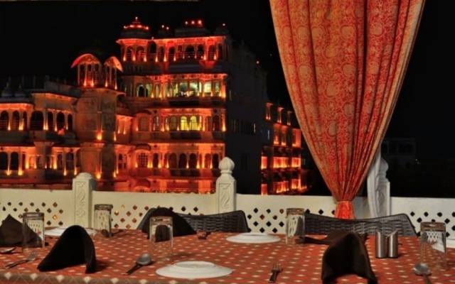 Paheli Palace