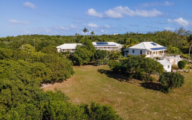 Hut Pointe #4 2 Bedroom Apts