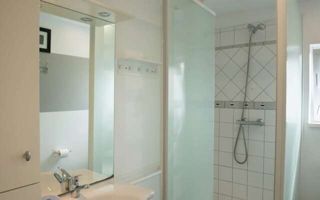 Luxury Villa in Stavelot with Hot Tub