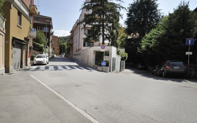 GetTheKey Hills Garden Apartment