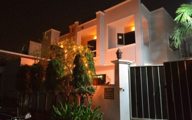 Sai Home Stay Bed and Breakfast