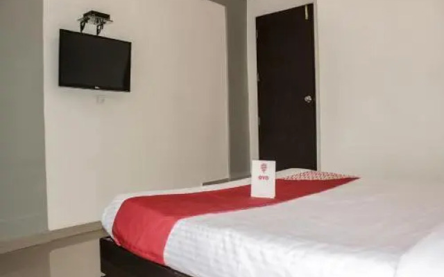 Hotel Victoria by OYO Rooms
