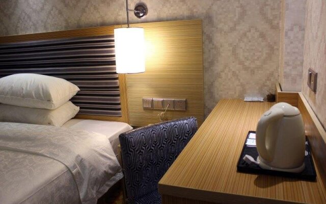 Yake Hotel