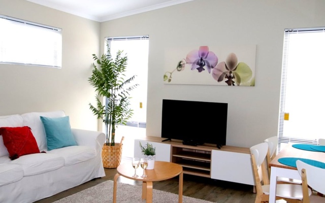 Serpentine Falls Park Home & Tourist Village – Guest Rooms – Serpentine