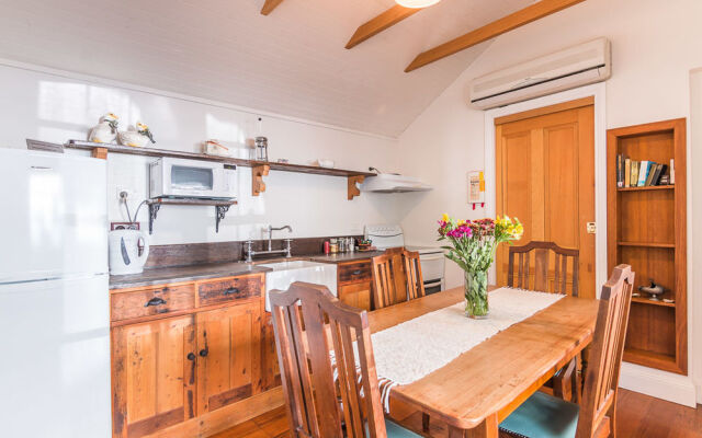 Ashton Gate Guest House